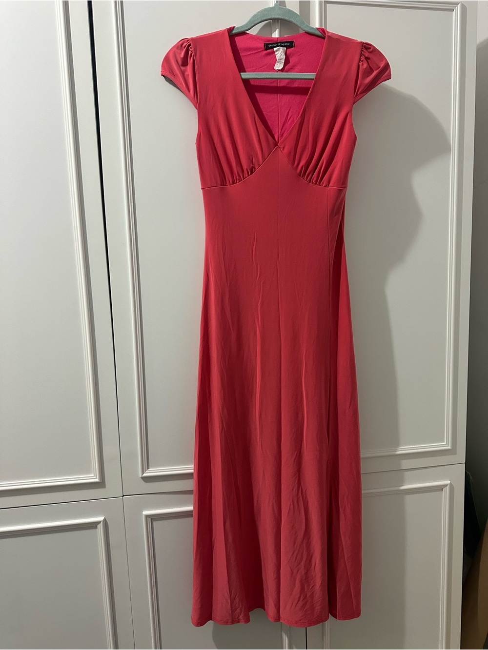 Caution To The Wind Coral V‑Neck Maxi Dress